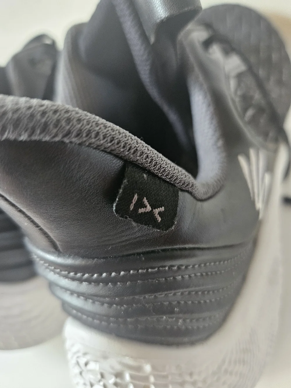 Under Armour Kids Sneakers - Black/White